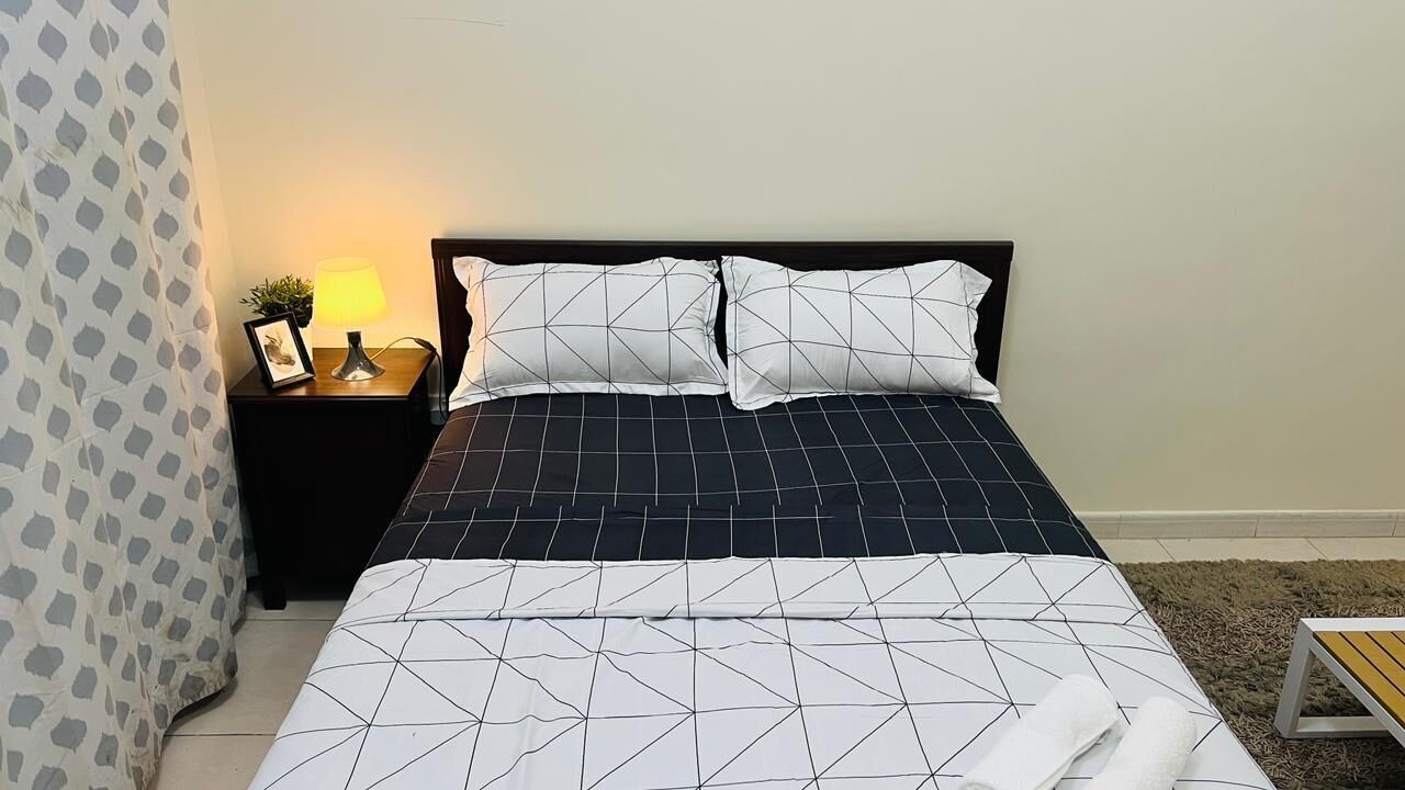 Desk, laptop workspace, iron/ironing board, free WiFi