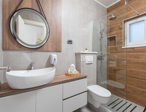 Villa | Bathroom - Stylish Villa in Lovrec With Sauna (Lovreć)
