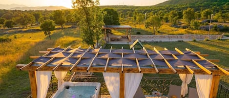 Villa | Tina de hidromasaje al aire libre