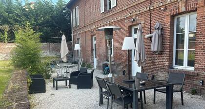 Grand appartement avec cheminée
