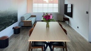 Unclassified image, 5 of 26, button - Large apartment with fireplace (Villers-Cotterêts)