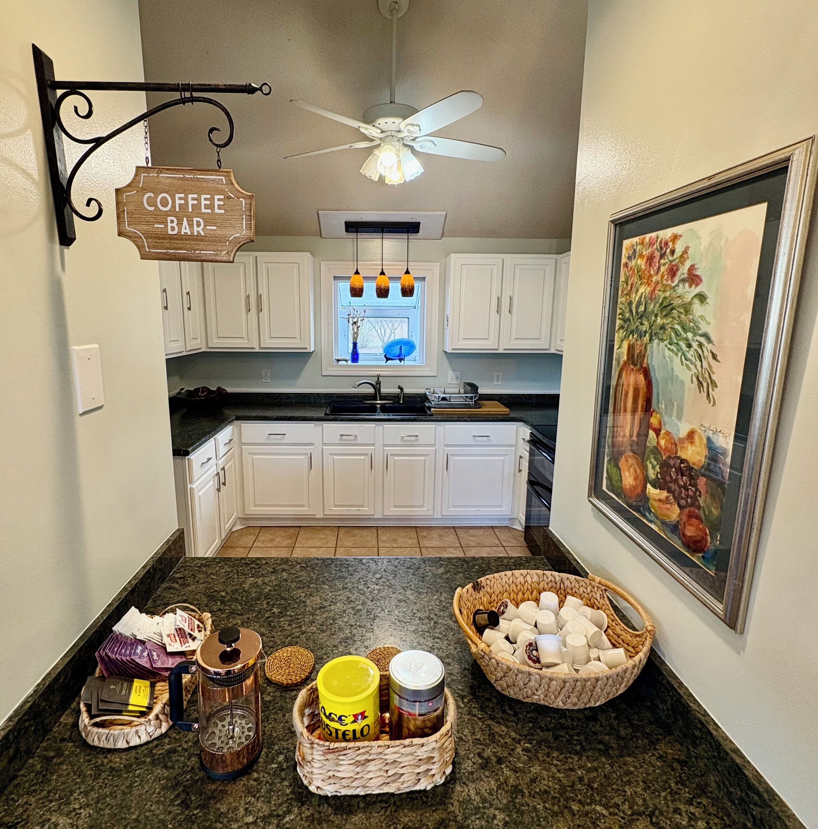 Micro-ondes, four, plaque de cuisson