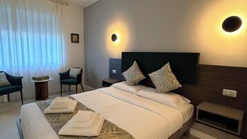 5 soverom, strykejern/-brett, wi-fi og sengetøy