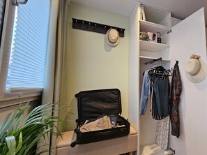 Interior - Modern Studio | 20min from Amsterdam Centre | FREE parking | Renovated aug. 2025 (Purmerend)