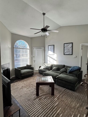 Welcome to your perfect home -away-from-home!