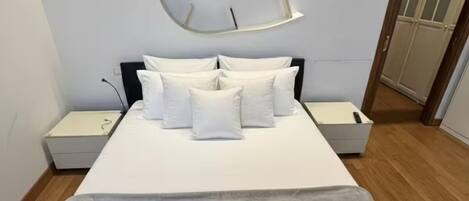 2 soverom, strykejern/-brett, wi-fi og sengetøy