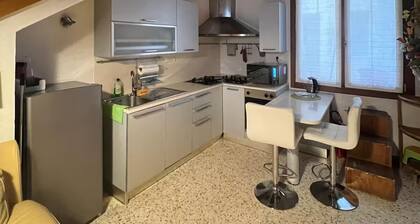 La Colonnina - in the heart of Venice, in a central and convenient district