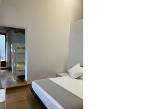 2 chambres, fer et planche à repasser, Wi-Fi, draps fournis