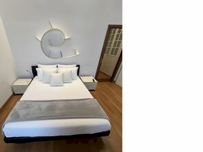 2 chambres, fer et planche à repasser, Wi-Fi, draps fournis