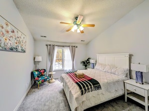 3 bedrooms, desk, iron/ironing board, free WiFi - Cozy 3BR/2.5BA House near RTP, RDU & Downtown Cary (Cary)