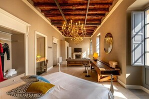 객실 내 금고, 암막 커튼, 무료 WiFi