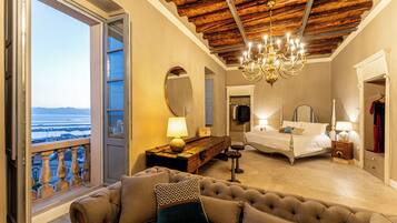 Doppia Deluxe, vista mare | Una cassaforte in camera, tende oscuranti, Wi-Fi gratuito