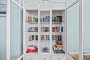 Games room - Almost Heaven - Oceanfront 5BR 3BA home footsteps from beach (Oak Island)