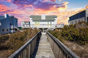Exterior - Almost Heaven - Oceanfront 5BR 3BA home footsteps from beach (Oak Island)