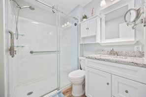 Bathroom - Almost Heaven - Oceanfront 5BR 3BA home footsteps from beach (Oak Island)