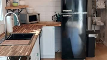 Mikroaaltouuni, uuni, liesi, astianpesukone