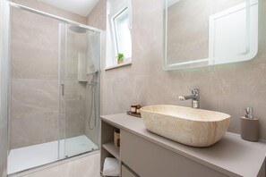 Villa | Bathroom | Hair dryer, soap, shampoo - Charming Seaside Villa Getaway (Kastela)