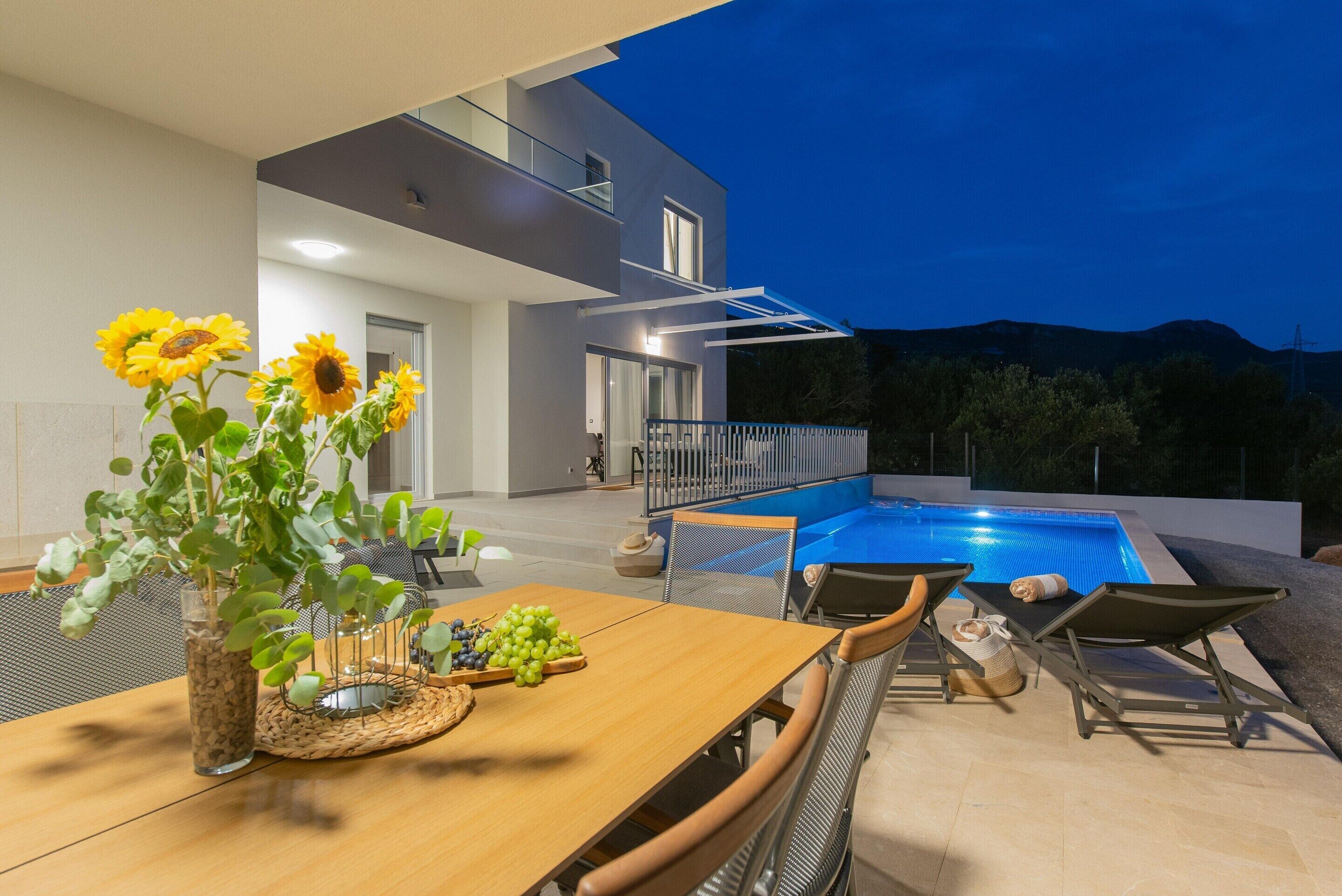 Villa | Pool
