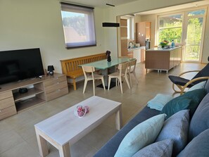 Living area - Razor Vista Apartments in the Soča Valley near Triglav National Park - Apartment L (TOLMIN - 5220)