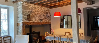 House sleeps 6, 5 minutes to 10 minutes walk from the thermal baths and cable cars,