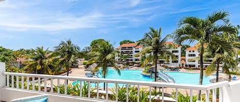 Apartment, 2 Bedrooms, Smoking, Private Pool | Balcony