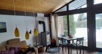 Single-storey terraced bungalow by the North Sea, for families, pet-friendly