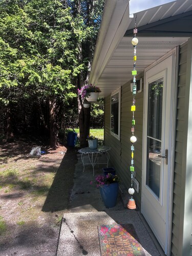 Cozy 1-bedroom cottage in beautiful Fish Creek