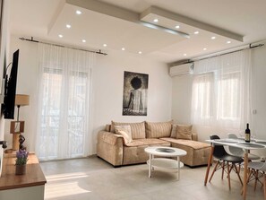 Smart TV - Comfort 1bdr Apartment in Tivat I (Tivat)