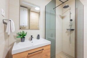 Villa | Badezimmer