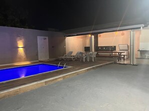 Outdoor dining - Beach House Vilas Boas (Prado)