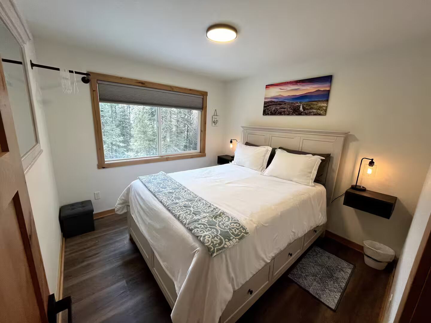 2 habitaciones, tabla de planchar con plancha, wifi y ropa de cama 