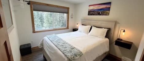 2 habitaciones, tabla de planchar con plancha, wifi y ropa de cama