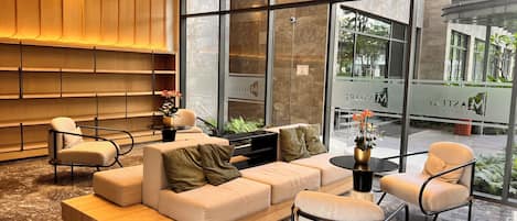 Deluxe Apartment, Balcony, River View | Blackout curtains, soundproofing, iron/ironing board, free WiFi