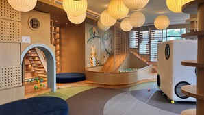 デラックス アパートメント バルコニー リバービュー