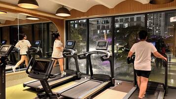 Deluxe Apartment, Balcony, River View | Blackout drapes, soundproofing, iron/ironing board, free WiFi