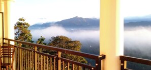 View from property - Hotel Sky Gate Kandy (Kandy)