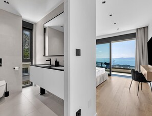 Villa | Bathroom | Shower, soap - Makarska Family Retreat With Seaview (Makarska)