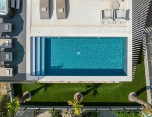 Villa | Pool - Makarska Family Retreat With Seaview (Makarska)