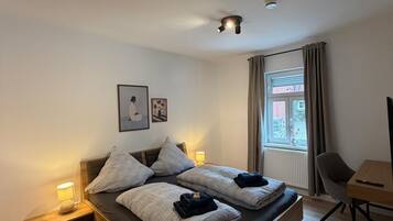 2 bedrooms, WiFi, bed sheets