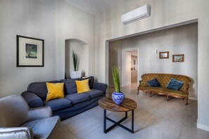 Living area - Spacious and comfortable apartment in Ortigia (Siracusa)