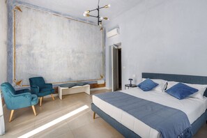 3 bedrooms, iron/ironing board, WiFi, bed sheets - Spacious and comfortable apartment in Ortigia (Siracusa)