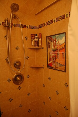 Shower, hair dryer, towels, soap - The Casita at Lizard Gate is a 1-bedroom guest house in mid-town Tucson. (Tucson)