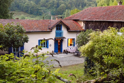 Charming Old Farmhouse in Secluded Nature – Perfect for Family & Friends