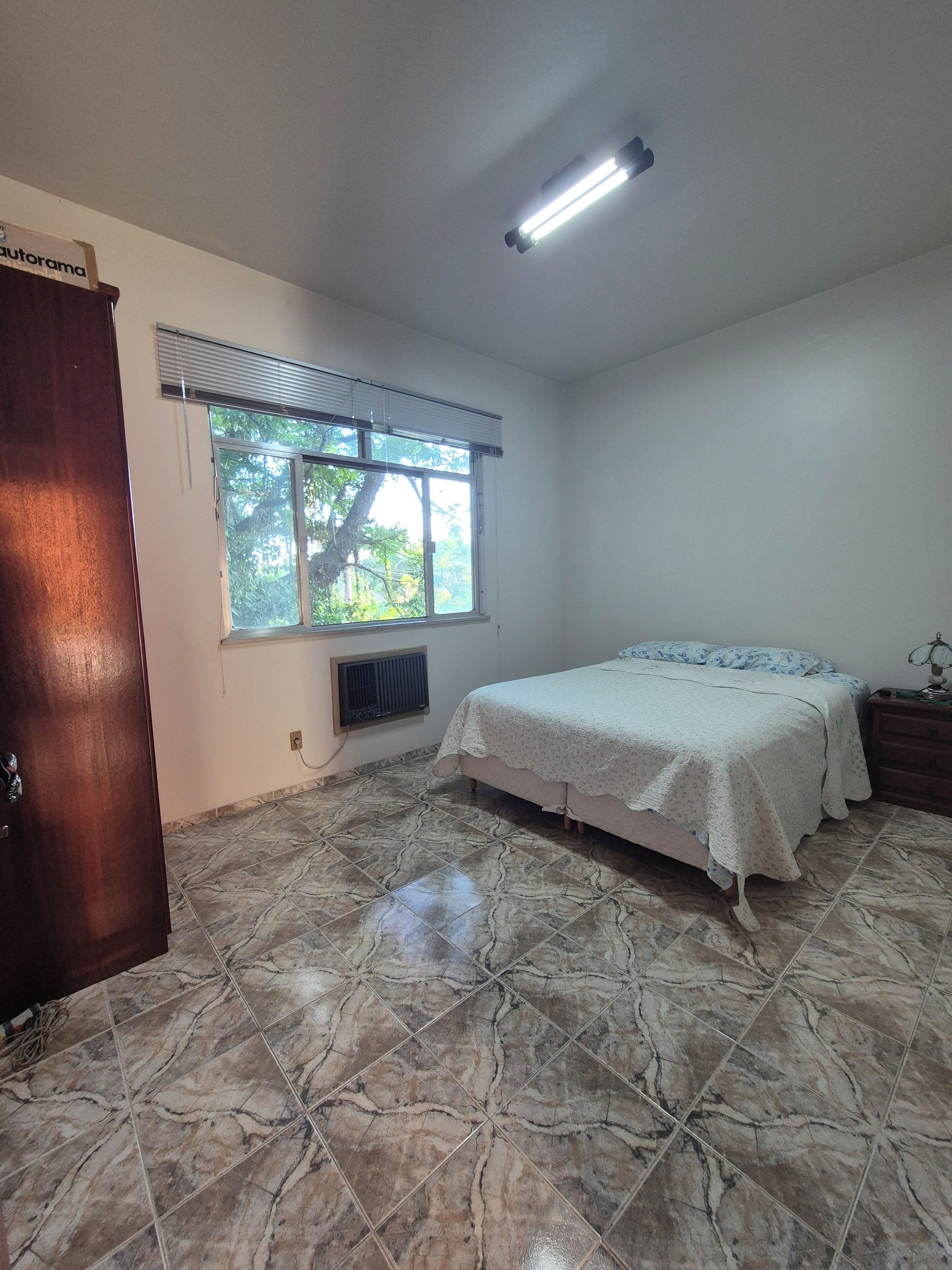 3 habitaciones, wifi gratis, ropa de cama y acceso para silla de ruedas 