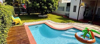5BR Tropical Oasis W/ Pool Near Beach
