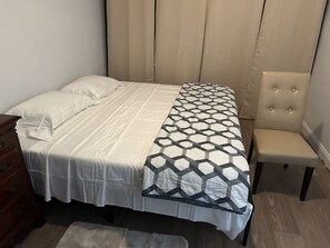1 bedroom, WiFi, bed sheets