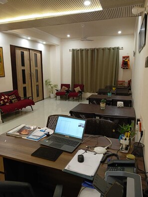 Reception - Shivansh Hotel (Kotdwar)