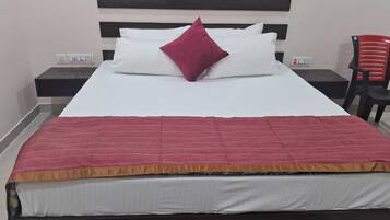 Blackout curtains, iron/ironing board, free WiFi