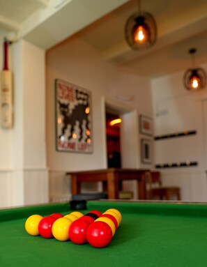 Bar (on property) - The Five Bells Inn (Claypole)