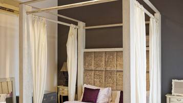 Een strijkplank/strijkijzer, gratis wifi, beddengoed